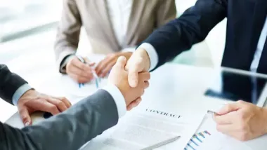 भारतीय कंपनियों ने British Firms में Stakes खरीदे
