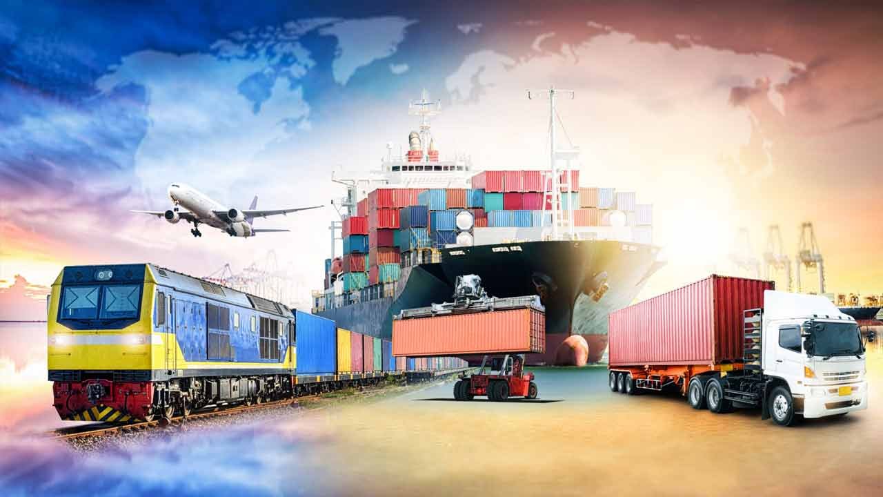 India Services Sector Growth Slows Slightly in July